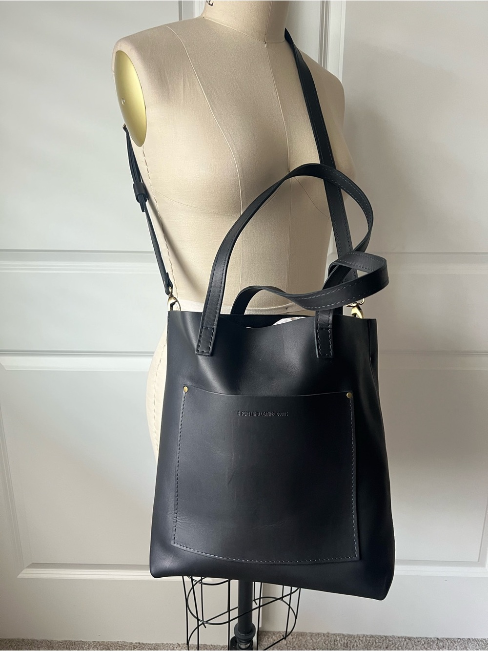 New Portland Leather Black Leather Tote Bag with Adjustable Strap